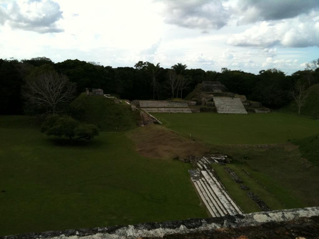 Bella Sombra Guest House Kings Park Belize City Exterior foto